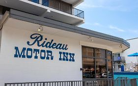Rideau Oceanfront Motel
